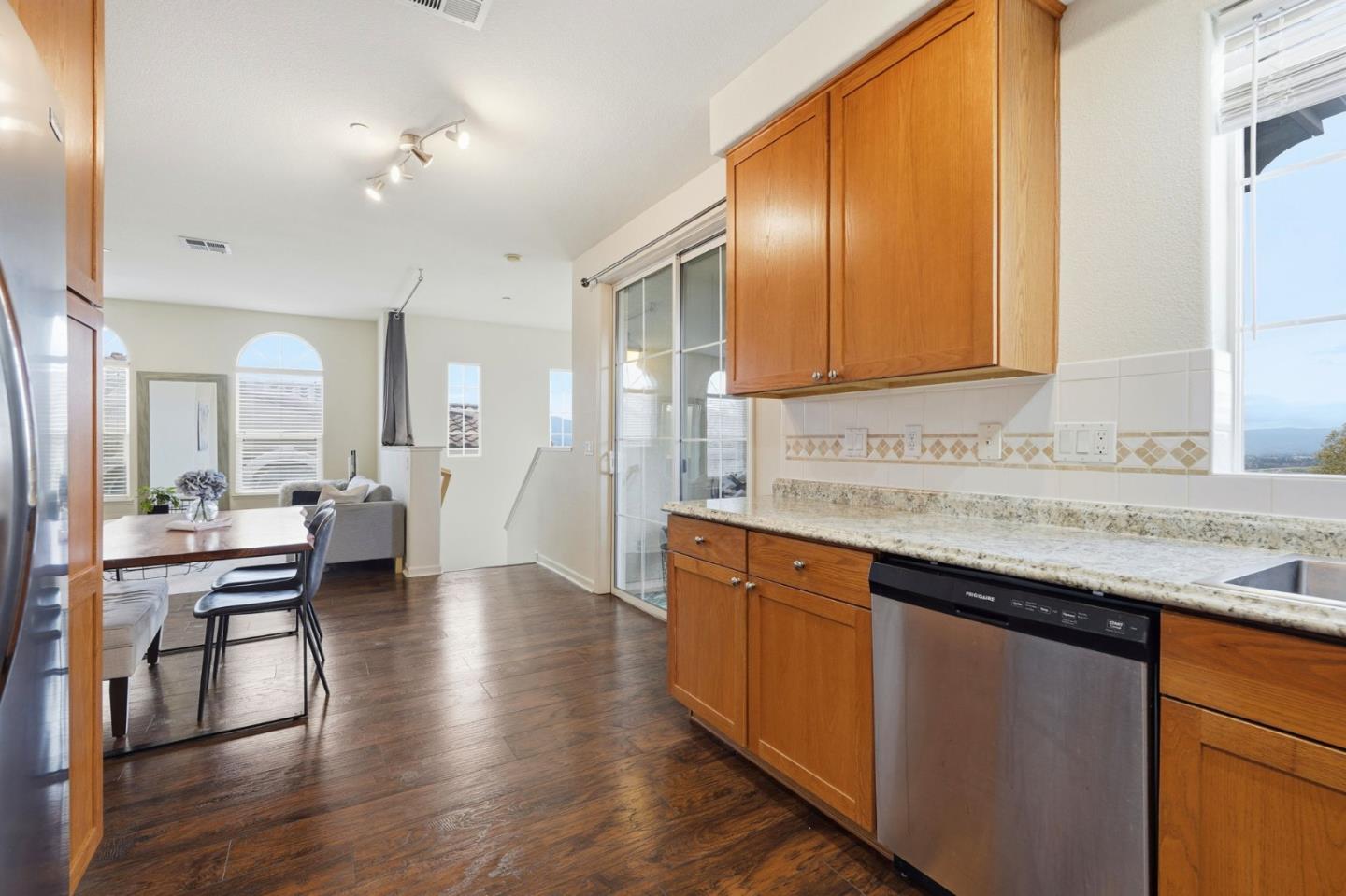 568 Altino Boulevard