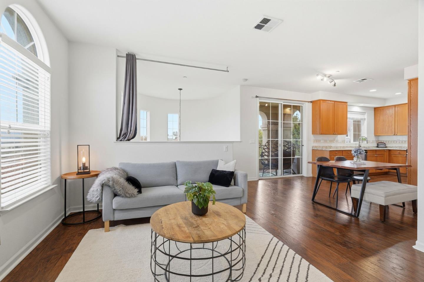 568 Altino Boulevard