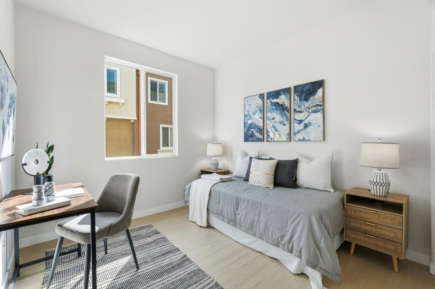 168 East Main Avenue