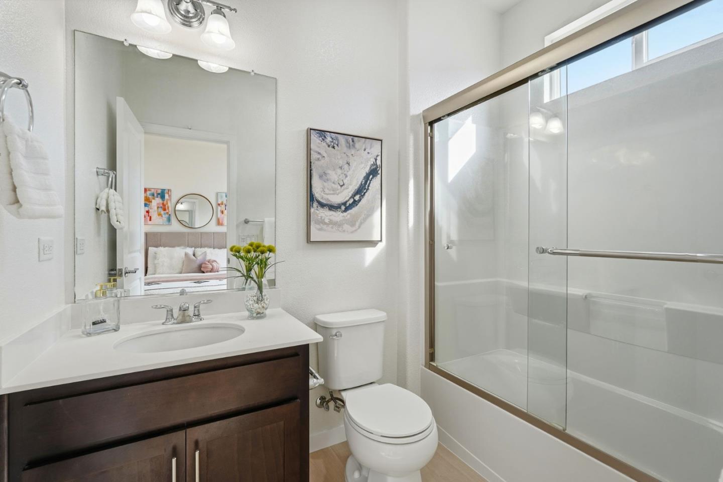 168 East Main Avenue