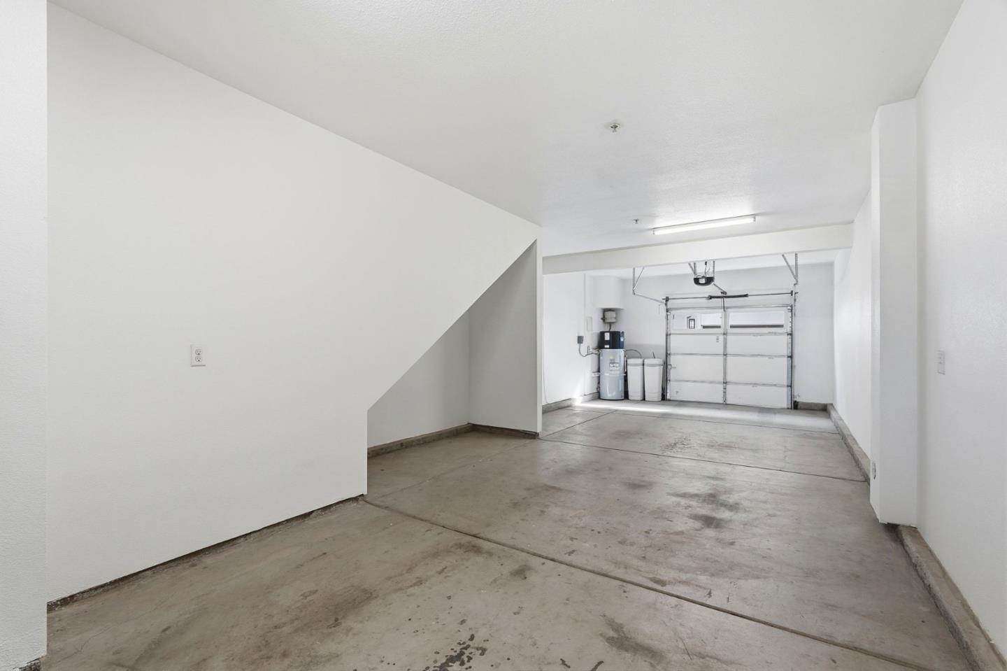 168 East Main Avenue