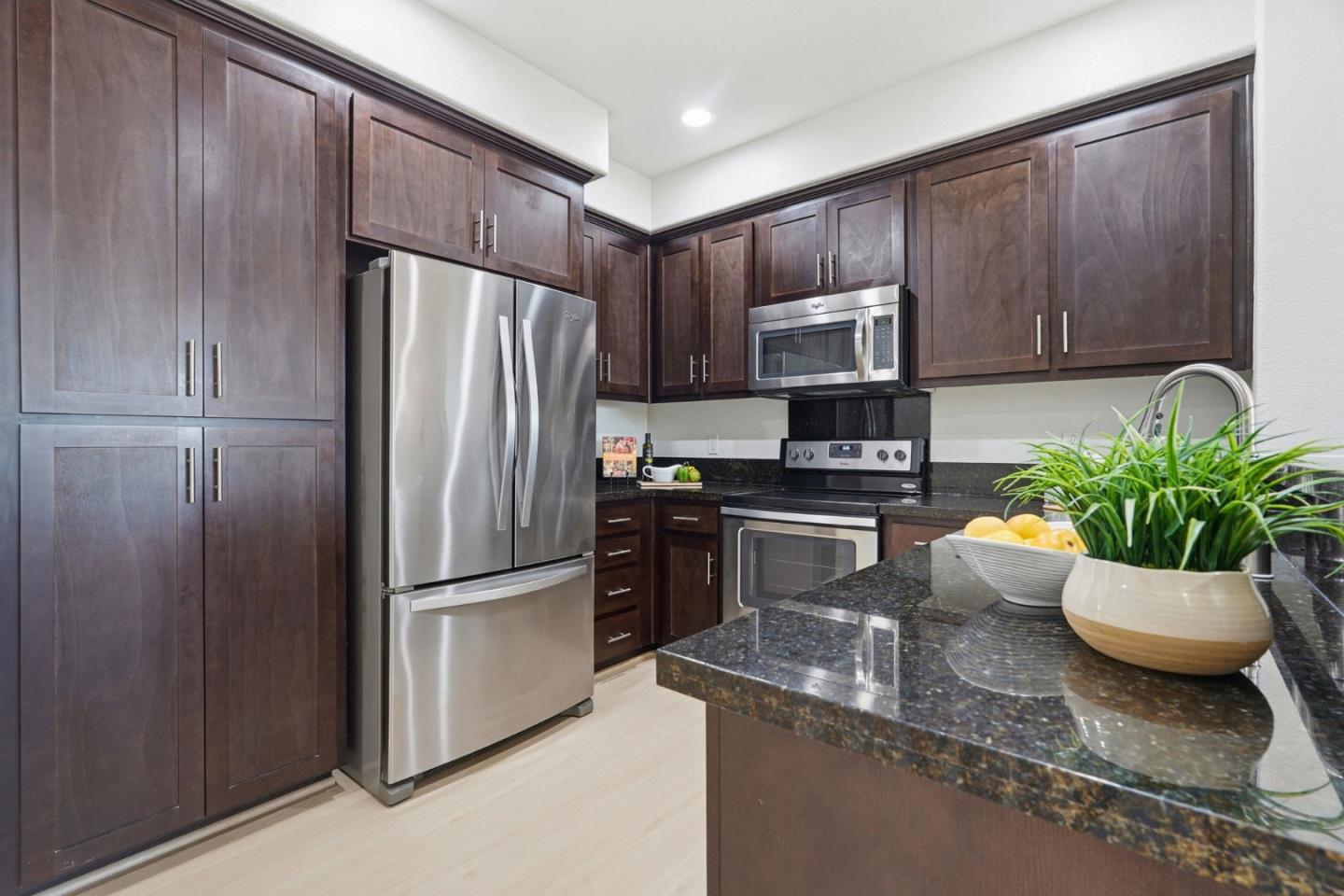 168 East Main Avenue