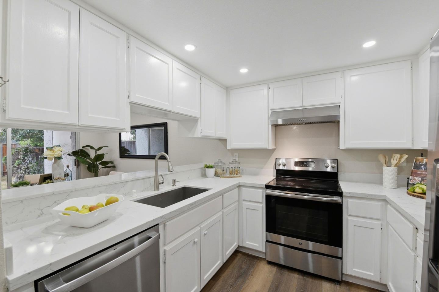 6281 Kelez Court