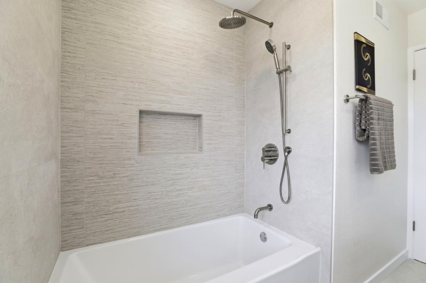 1934 Junewood Avenue