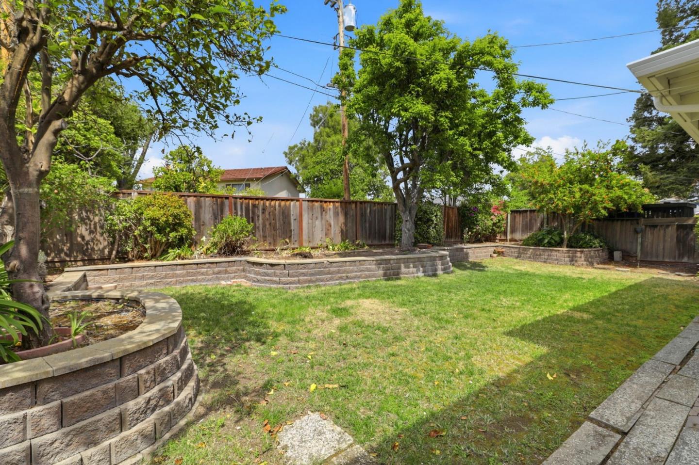 1934 Junewood Avenue