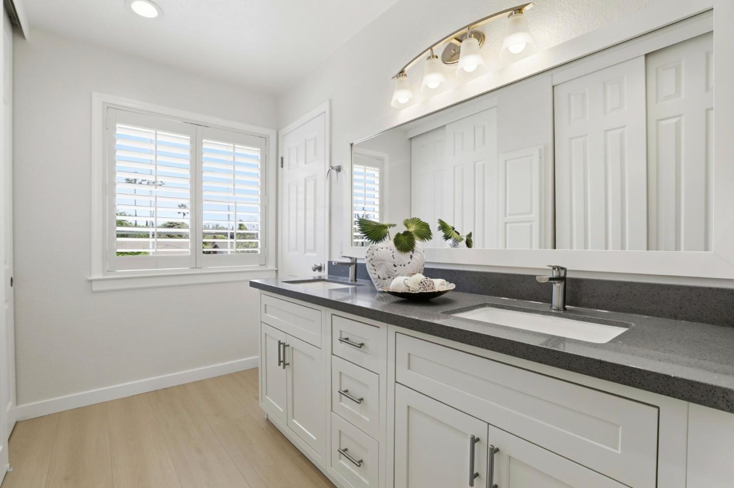 1934 Junewood Avenue