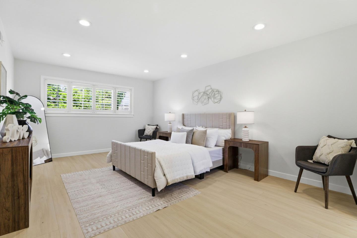 1934 Junewood Avenue