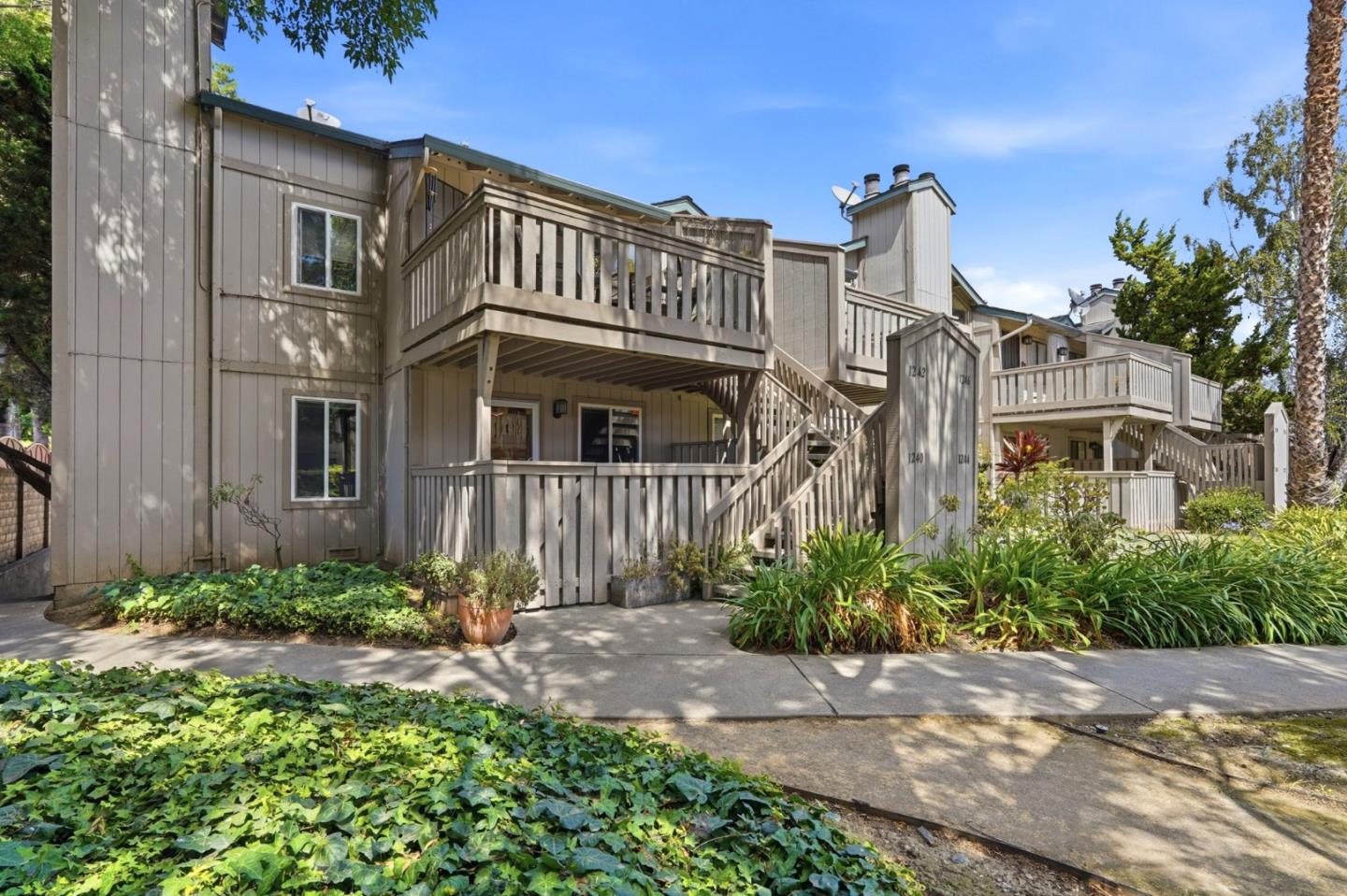 1240 Coyote Creek PL