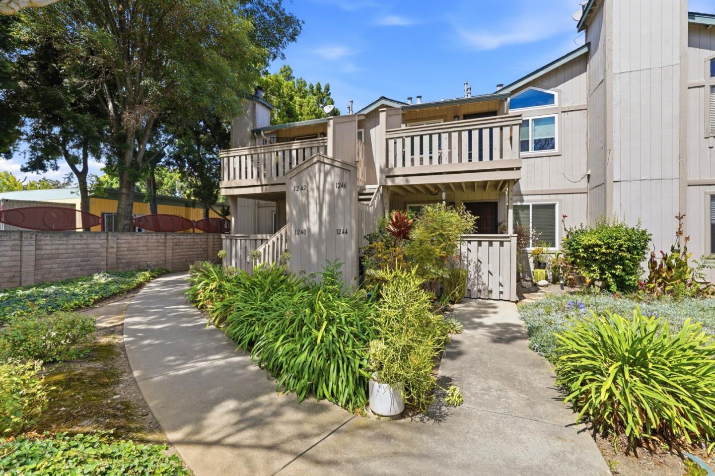 1240 Coyote Creek PL