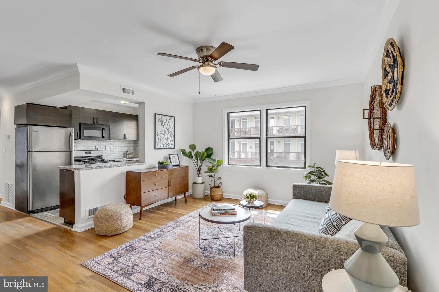 613 HAMLIN STREET NE Unit: 11