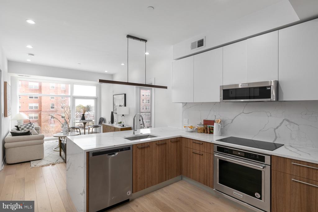 7700 Georgia Ave NW #304