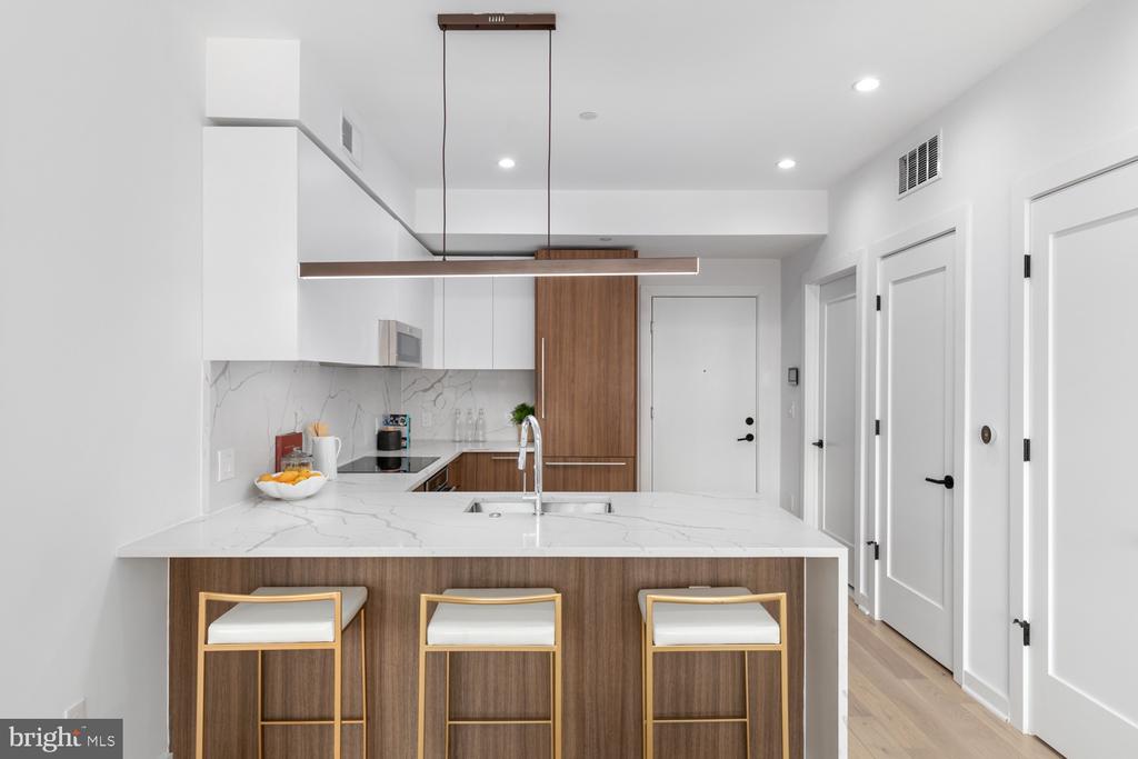 7700 Georgia Ave NW #304