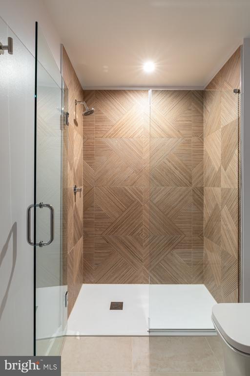 7700 Georgia Ave NW #304