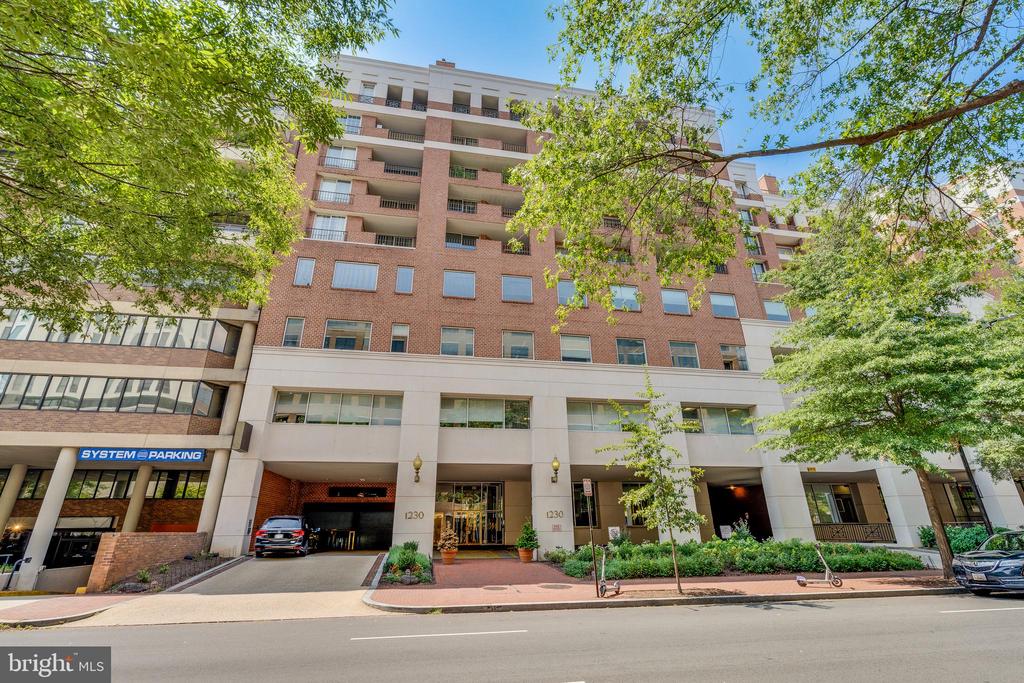 1230 23rd St NW #919