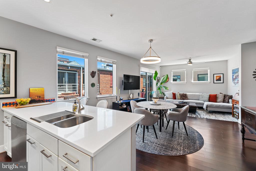 2360 Champlain St NW #4.4