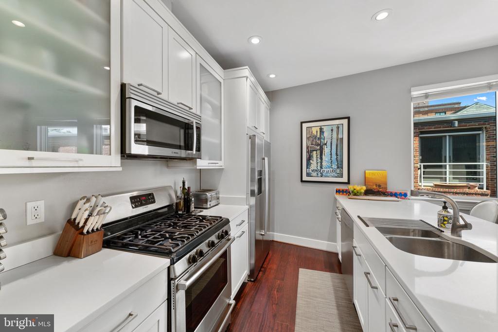 2360 Champlain St NW #4.4