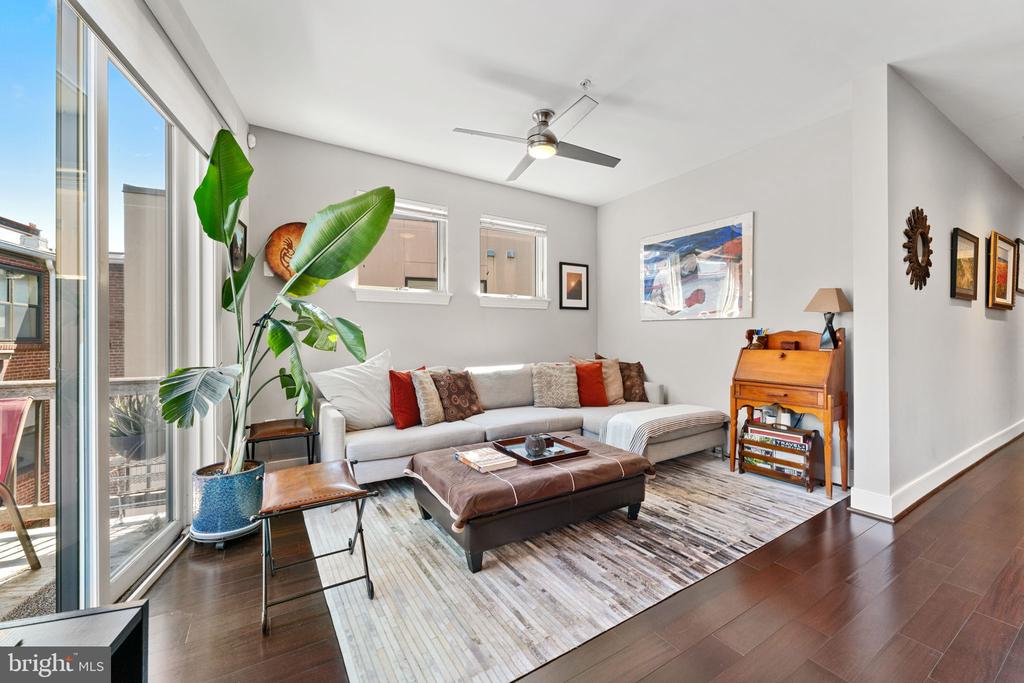 2360 Champlain St NW #4.4