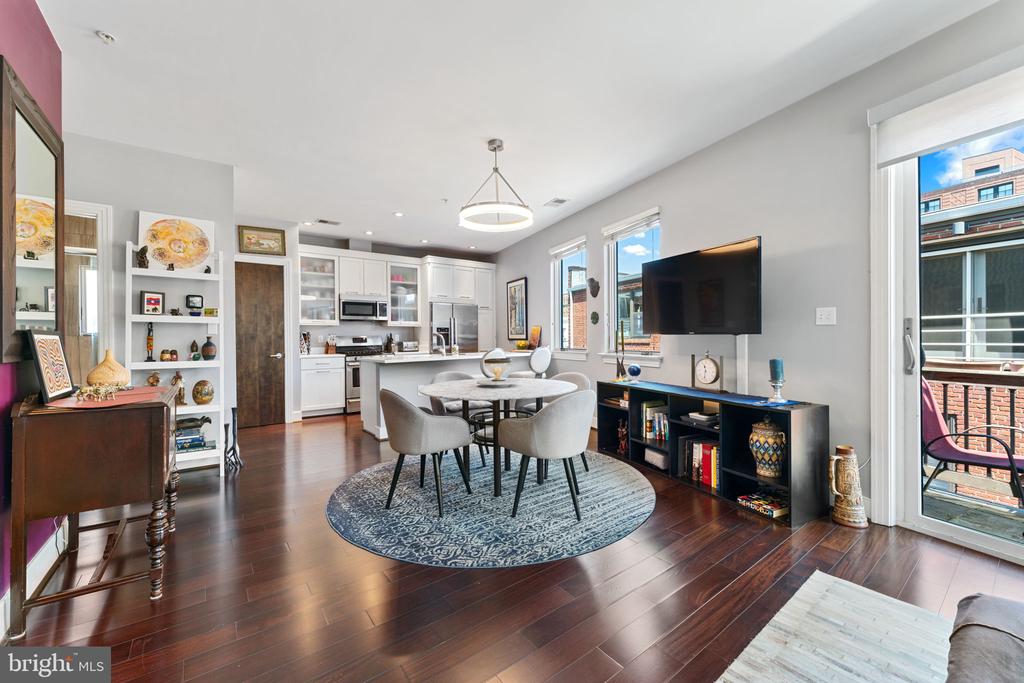 2360 Champlain St NW #4.4