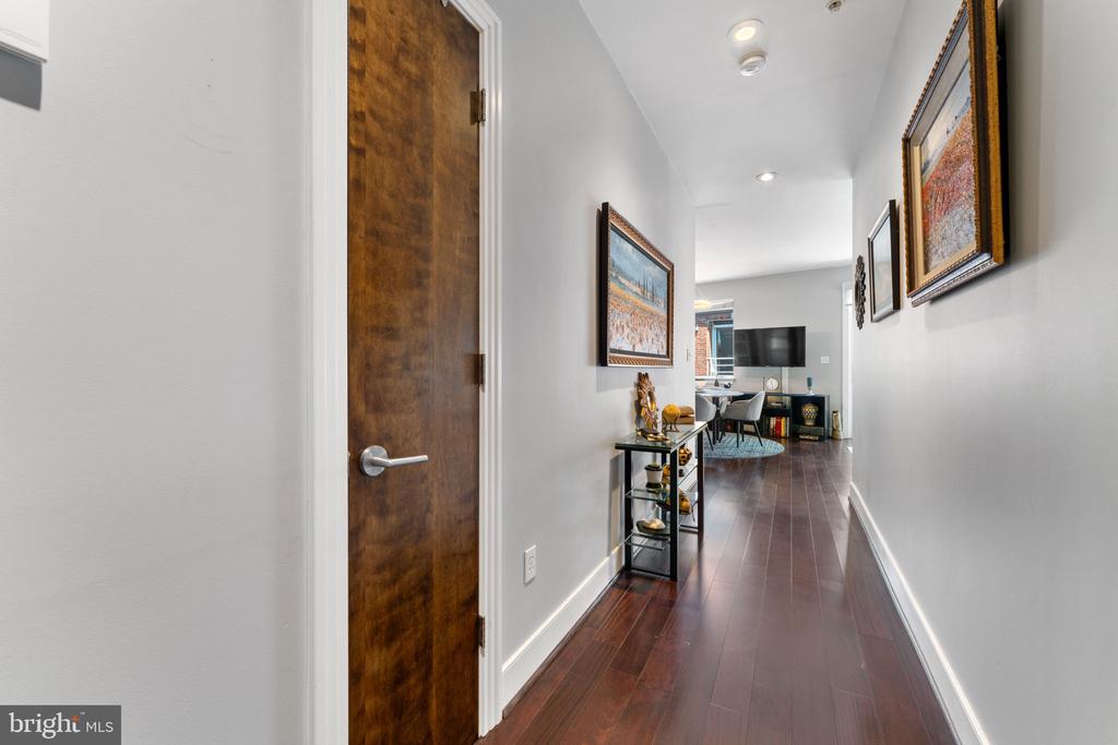 2360 Champlain St NW #4.4