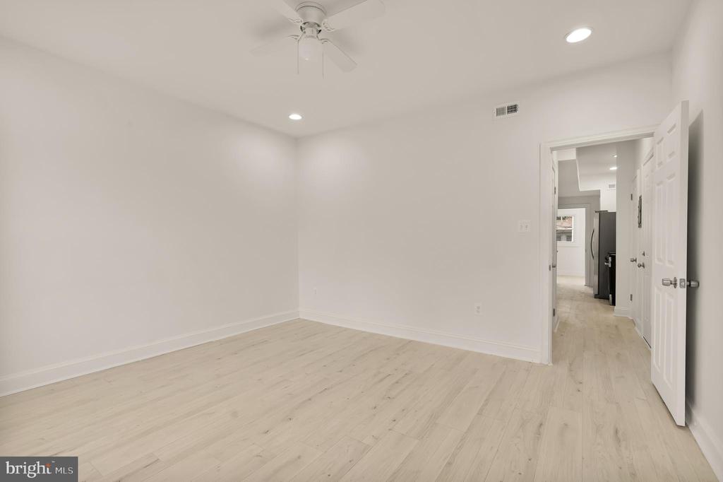 1113 PENN ST NE #3