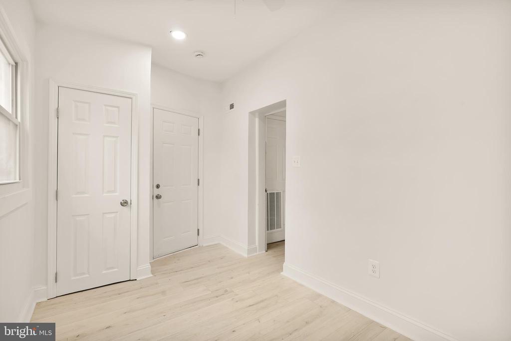 1113 PENN ST NE #3