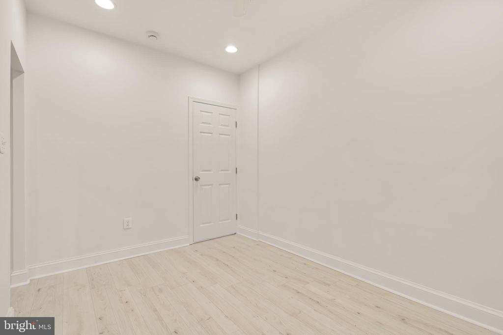 1113 PENN ST NE #3