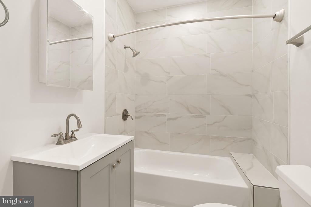 1113 PENN ST NE #3