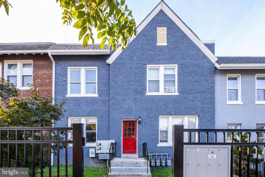 1113 PENN ST NE #3