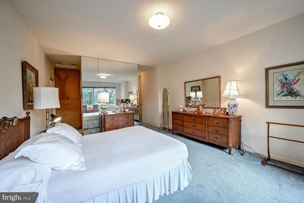 2801 New Mexico Ave NW #522