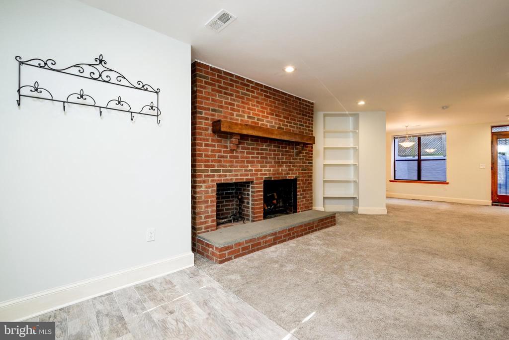2105 O ST NW #LOWER UNIT