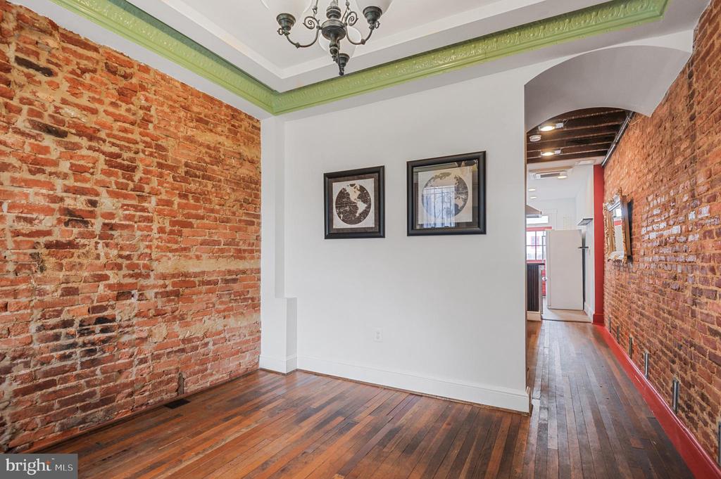 1112 3rd St NE