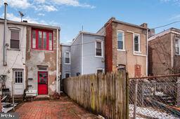 1112 3rd St NE