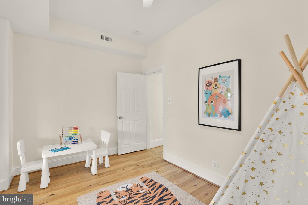 68 U St NW