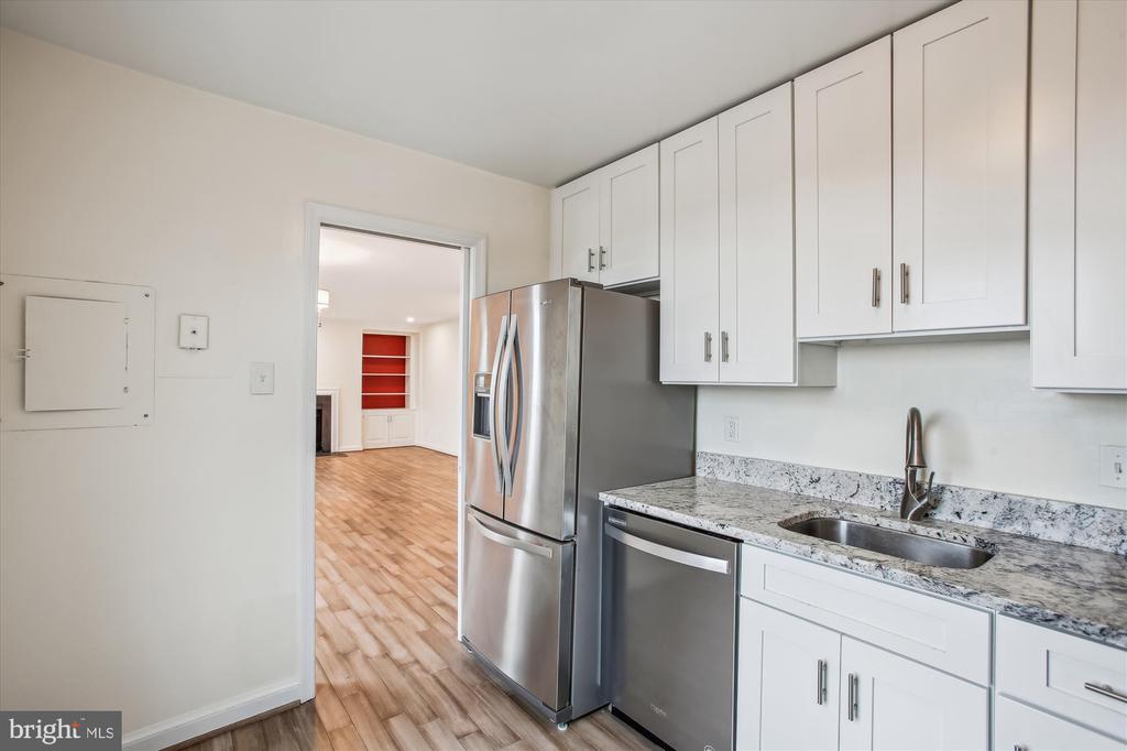 2828 WISCONSIN AVE NW #500