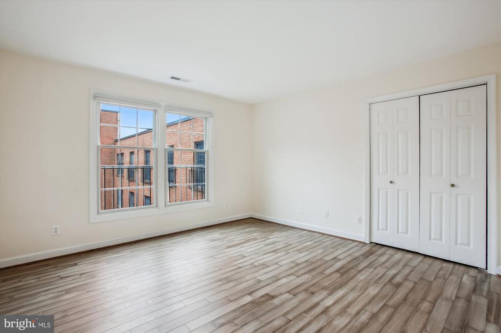 2828 WISCONSIN AVE NW #500