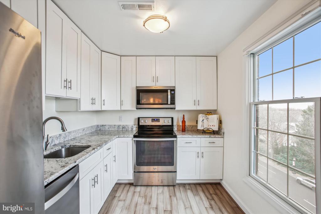 2828 WISCONSIN AVE NW #500