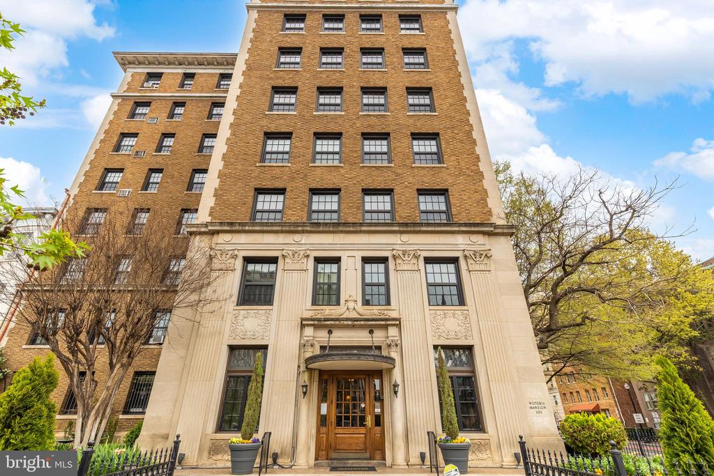 1101 L St NW #606