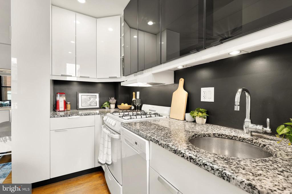 1101 L St NW #606
