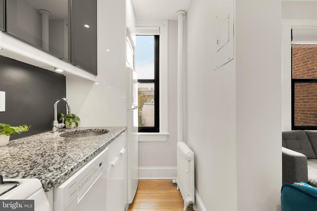 1101 L St NW #606