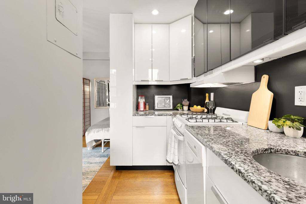 1101 L St NW #606