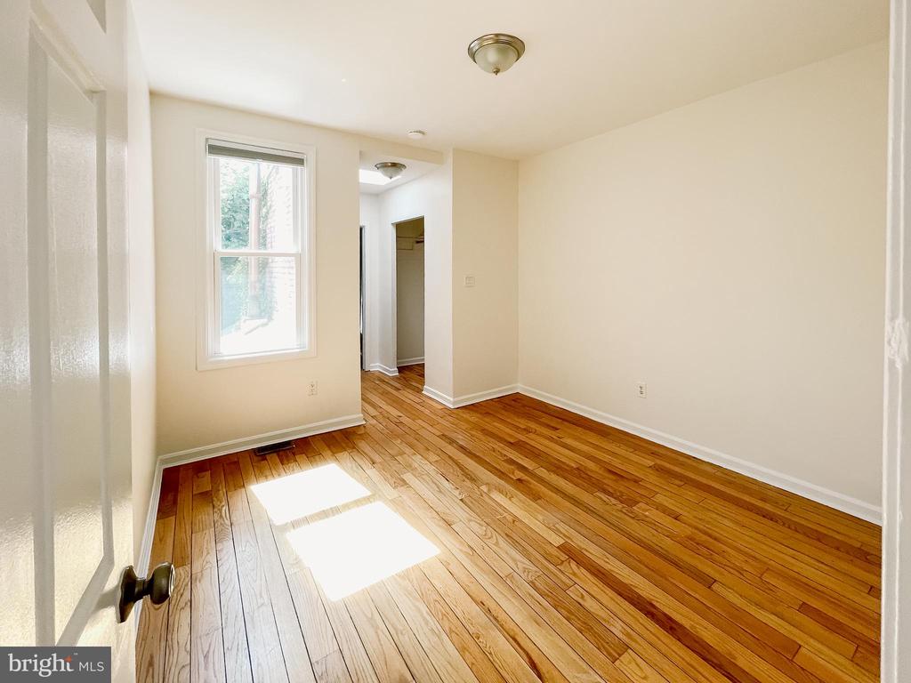 604 14TH PL NE