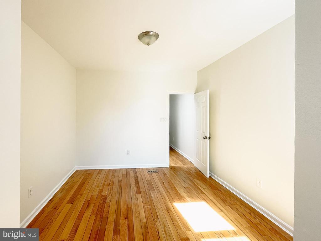 604 14TH PL NE