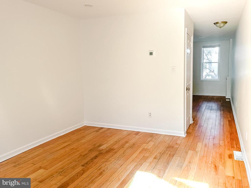 604 14TH PL NE