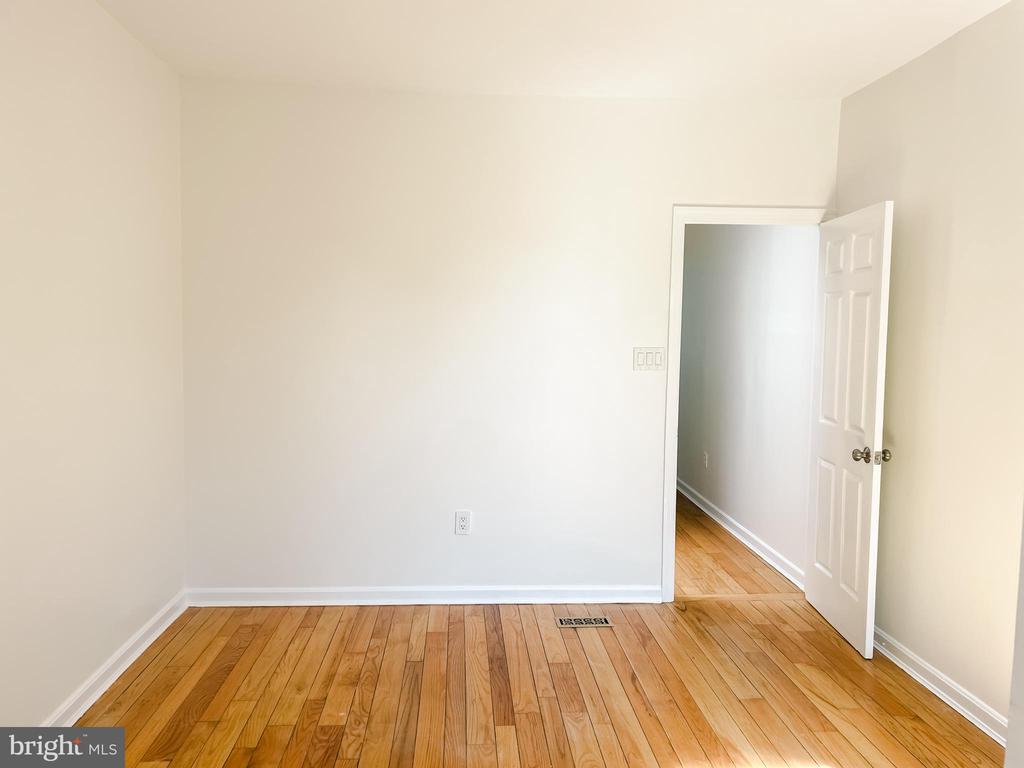 604 14TH PL NE