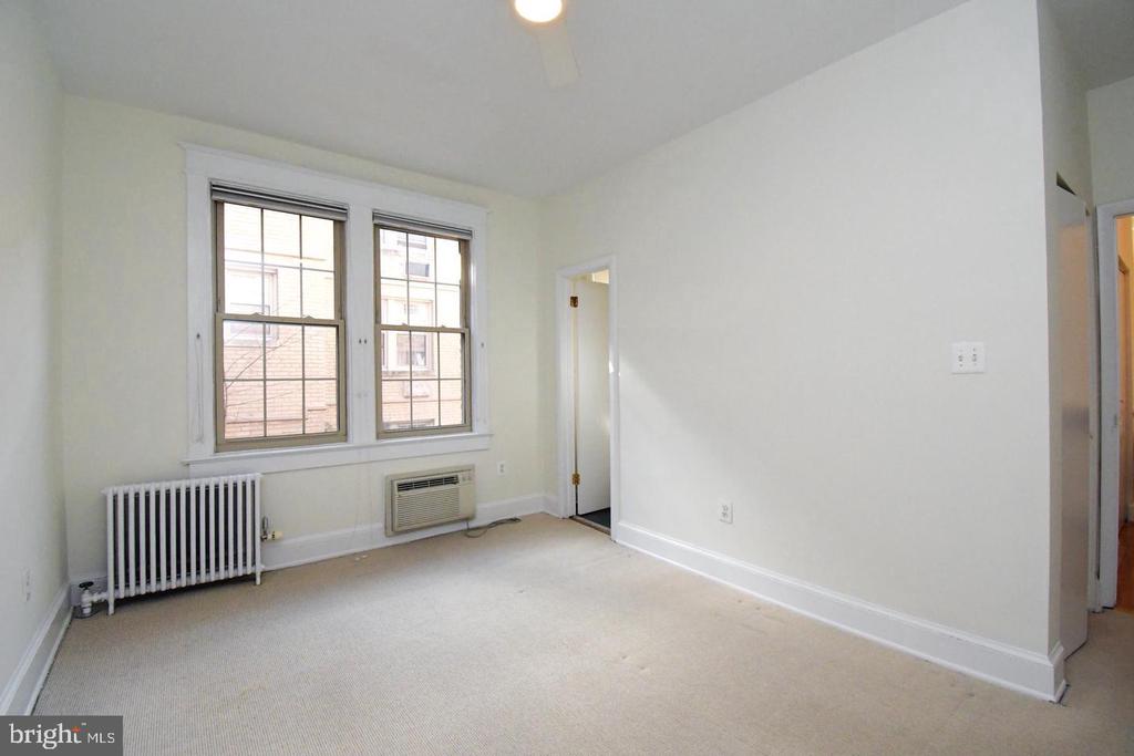 3026 WISCONSIN AVE NW #104