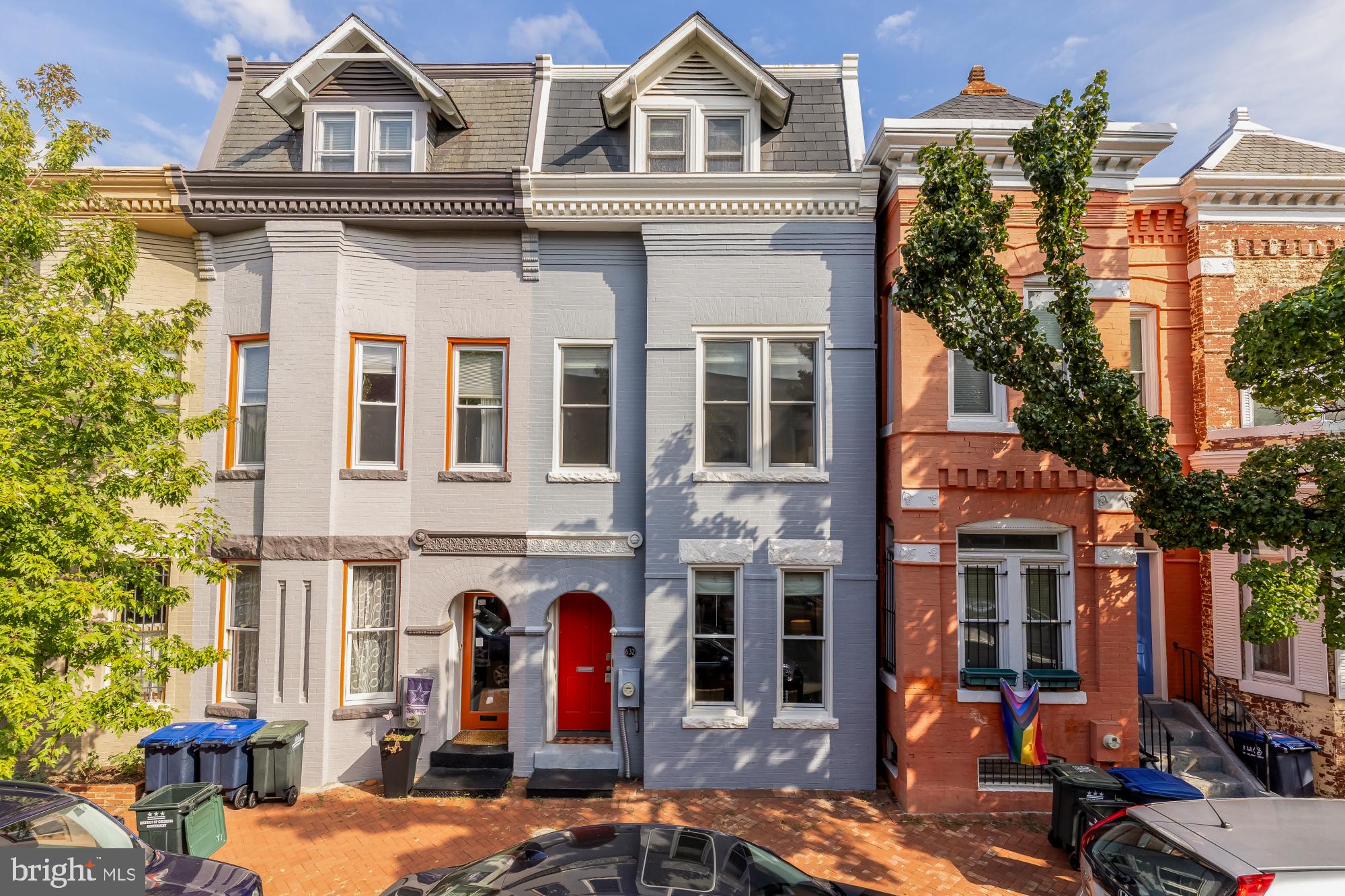 632 ACKER PLACE NE