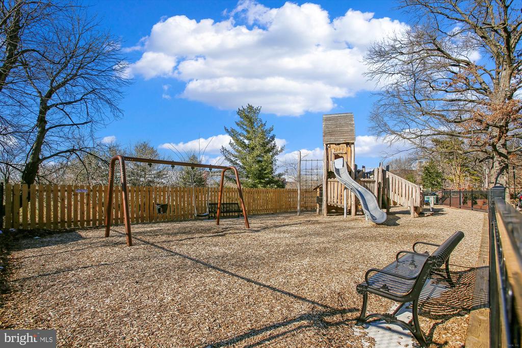955 26TH STREET NW Unit: 503