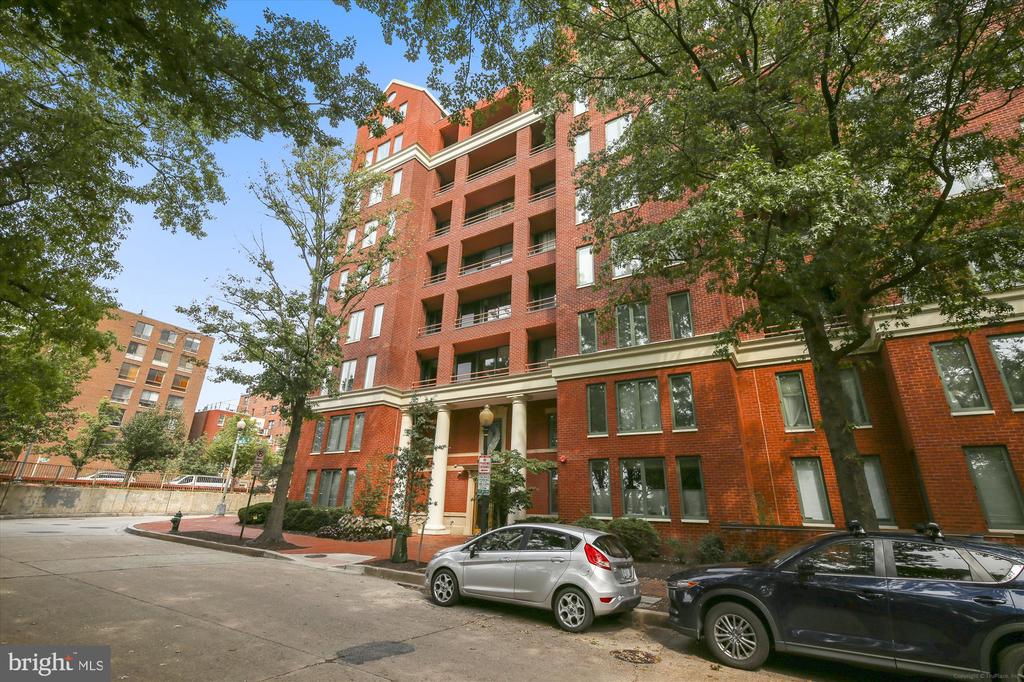 955 26TH STREET NW Unit: 503