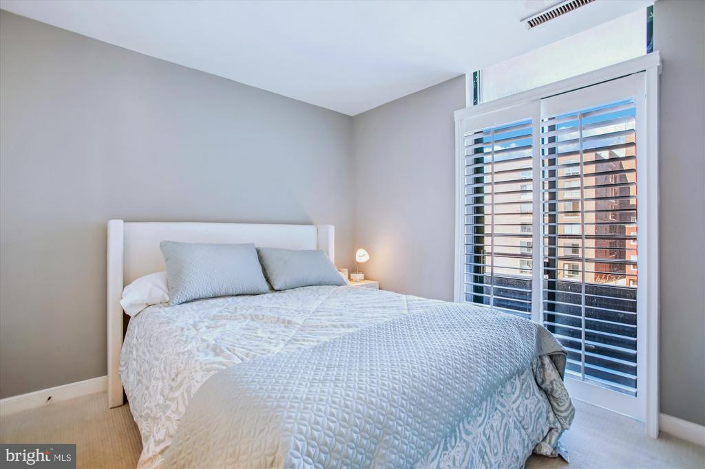 955 26TH STREET NW Unit: 503