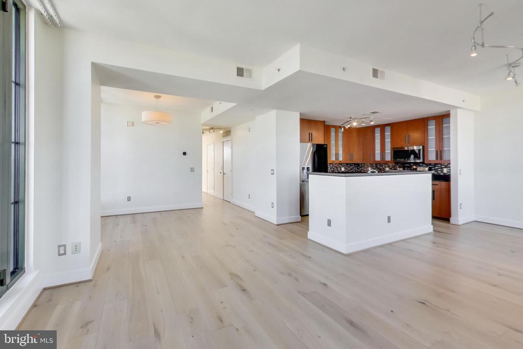 910 M STREET NW 1022
